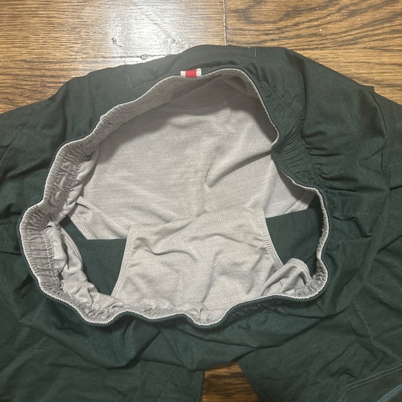 Tracksmith Session Shorts Dark Green Large - Picture 4 of 4